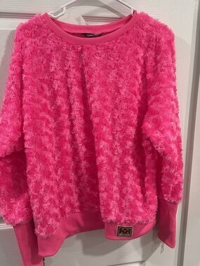 chic Hot Pink Textured Crewneck Sweater